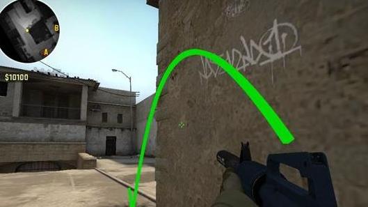 如何在 csgo 中使用正确的键进行高抛躲避?